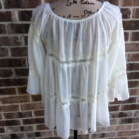 Lovestitch Semi Sheet Lace Accent Top NEW - Picture 5 of 7